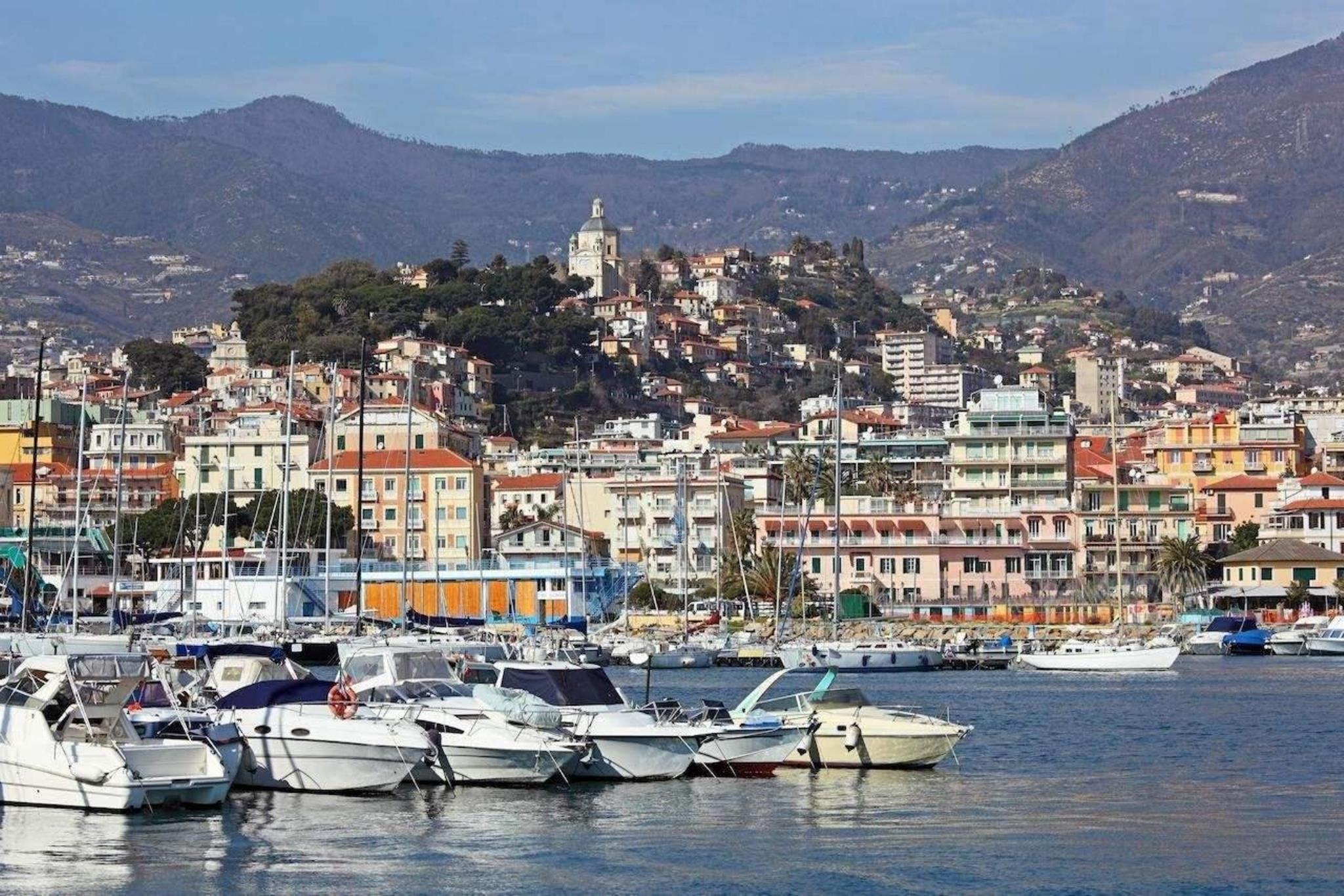 Отель Londrino Санремо Экстерьер фото